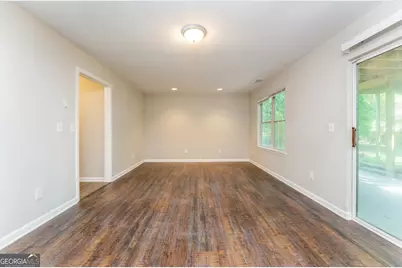 2740 Tradd Court, Snellville, GA 30039 - Photo 9