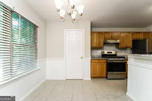 2740 Tradd Ct, Snellville, GA 30039 - Photo 5