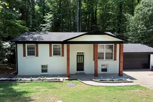 493 Rebecca St, Lawrenceville, GA 30046 - Photo 3