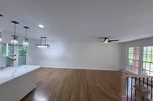 493 Rebecca St, Lawrenceville, GA 30046 - Photo 11