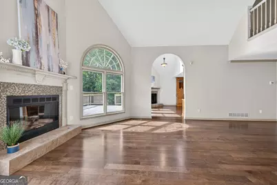 190 Indian Bluff Drive, Sharpsburg, GA 30277 - Photo 11