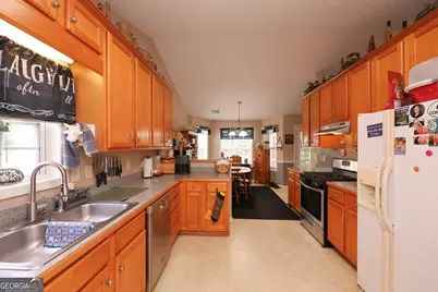 270 Roberts Trail, Locust Grove, GA 30248 - Photo 21