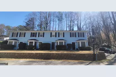 1570 Oakpointe Drive SW #B, Marietta, GA 30008 - Photo 1
