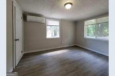 238 W Oak Street, Winder, GA 30680 - Photo 5
