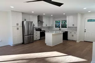 126 Azalea Dr, Peachtree City, GA 30269 - Photo 3