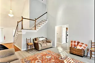 564 Edgefield Way, Macon, GA 31210 - Photo 5