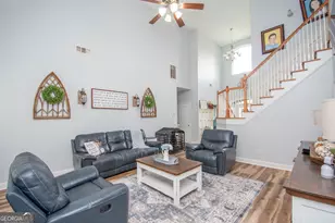 128 Windsor Ct, Williamson, GA 30292 - Photo 3