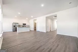 100 Bulloch Ct, Byron, GA 31008 - Photo 3