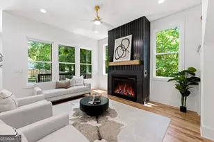 17 Lakeview Dr NE, Atlanta, GA 30317 - Photo 5
