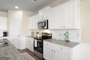 173 Bowman Dr, Statham, GA 30666 - Photo 13