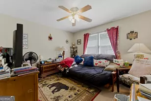 800 Lodgeview Dr, Bethlehem, GA 30620 - Photo 11