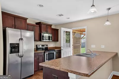 365 Creekside Circle, Ellabell, GA 31308 - Photo 5