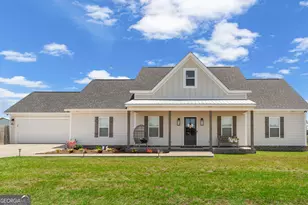 404 Zoarbella Dr, Baxley, GA 31513 - Photo 1