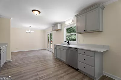 919 Tyrone Rd, Tyrone, GA 30290 - Photo 33