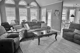 115 Leesburg Plantation Dr, Sharpsburg, GA 30277 - Photo 11