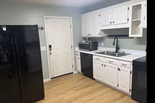 907 Adams St, Vidalia, GA 30474 - Photo 3