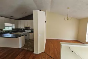 8257 Mountain Pass, Riverdale, GA 30274 - Photo 5