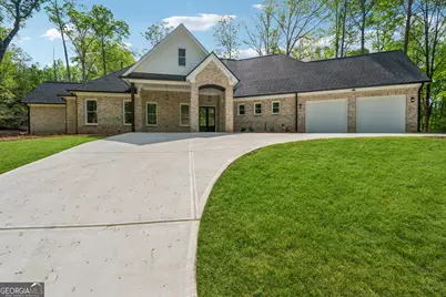 6029 Wellington Avenue, Gainesville, GA 30506 - Photo 1