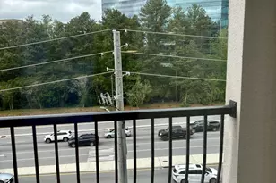 901 Abernathy Rd NE, Atlanta, GA 30328 - Photo 23