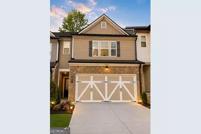 5665 Overview Drive, Flowery Branch, GA 30542 - Photo 1