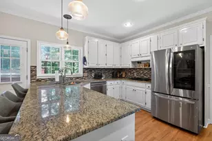1227 Camden Hunt Dr, Lawrenceville, GA 30043 - Photo 7