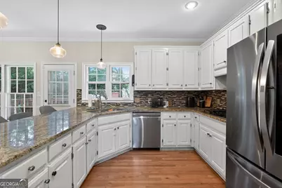 1227 Camden Hunt Drive, Lawrenceville, GA 30043 - Photo 5