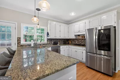 1227 Camden Hunt Drive, Lawrenceville, GA 30043 - Photo 13