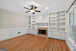 1227 Camden Hunt Dr, Lawrenceville, GA 30043 - Photo 13