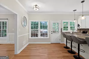 1227 Camden Hunt Dr, Lawrenceville, GA 30043 - Photo 9