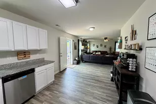 909 River Crossing, Jefferson, GA 30549 - Photo 7