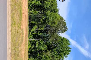 200 Chaucer Ln, Carrollton, GA 30117 - Photo 1