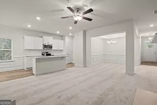 200 Chaucer Ln, Carrollton, GA 30117 - Photo 3