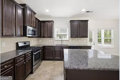 6744 Oak Hill Place, Fairburn, GA 30213 - Photo 11