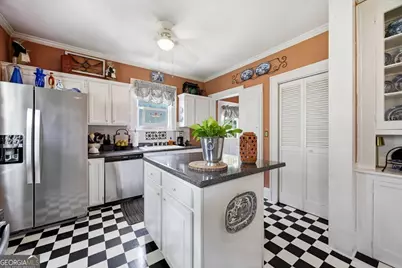 124 Desoto Place, Macon, GA 31204 - Photo 13