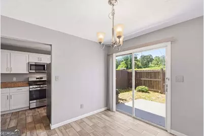 1204 Ashborough Terrace SE #E, Marietta, GA 30067 - Photo 9