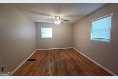 6690 Willow Twig Road, Riverdale, GA 30274 - Photo 5