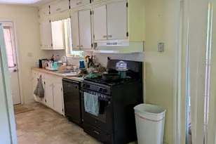 1031 Rock Springs Rd, Lawrenceville, GA 30043 - Photo 7