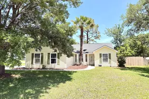 108 Almond Cir, Kingsland, GA 31548 - Photo 1