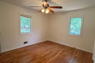 157 Jennifer Ln NW, Lilburn, GA 30047 - Photo 13
