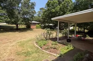 157 Jennifer Ln NW, Lilburn, GA 30047 - Photo 3