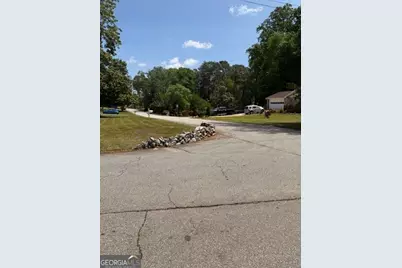 157 Jennifer Lane NW, Lilburn, GA 30047 - Photo 17
