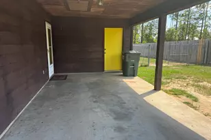 420 Wilson Ave, Lyons, GA 30436 - Photo 9