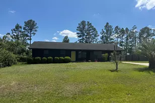 420 Wilson Ave, Lyons, GA 30436 - Photo 17