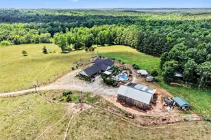 8715 Forrest Rd, Grantville, GA 30220 - Photo 13