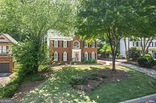 2562 Forest Meadow Ln, Lawrenceville, GA 30043 - Photo 5