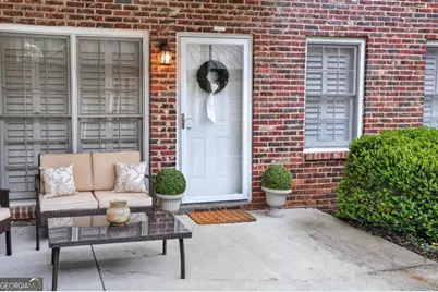 3675 Peachtree Road NE #19, Atlanta, GA 30319 - Photo 3