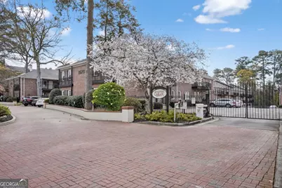 3675 Peachtree Road NE #19, Atlanta, GA 30319 - Photo 1