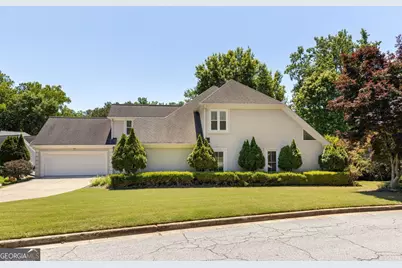 3736 Harts Place, Chamblee, GA 30341 - Photo 41