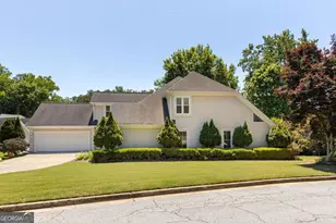 3736 Harts Pl, Chamblee, GA 30341 - Photo 41