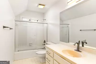 3736 Harts Place, Chamblee, GA 30341 - Photo 35